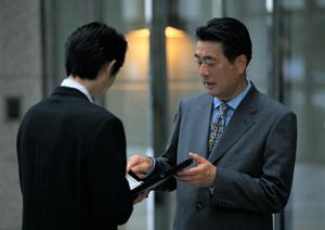 ブレスレットにはパワーストーンを選んで