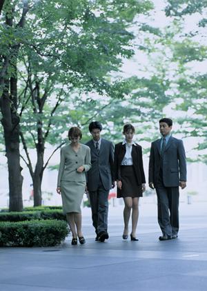 魅惑のドレスで社交ダンスデビュー